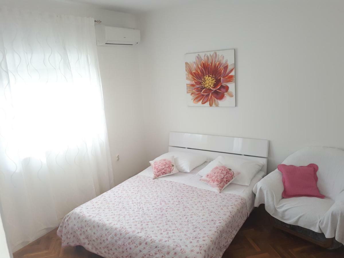 Apartments Ivano Split Exterior photo